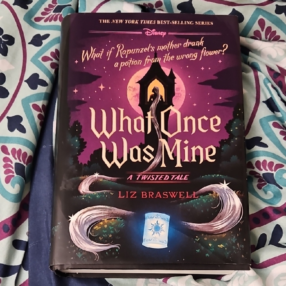 💚What Once Was Mine A Disney Twisted Tale Novel